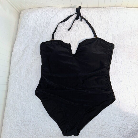 NWT Catherine Malandrino V Wire Shirred Black 1 Piece Bandeau Swimsuit Plus S 3X - Picture 3 of 12